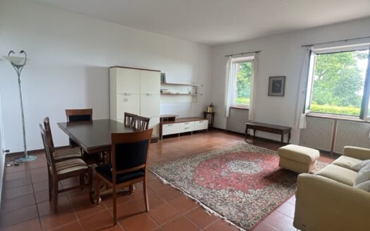 Bellissima villa bifamiliare con vista